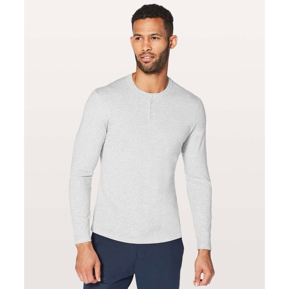 Lululemon Grey 5 Year Basic Long Sleeve Henley Top
